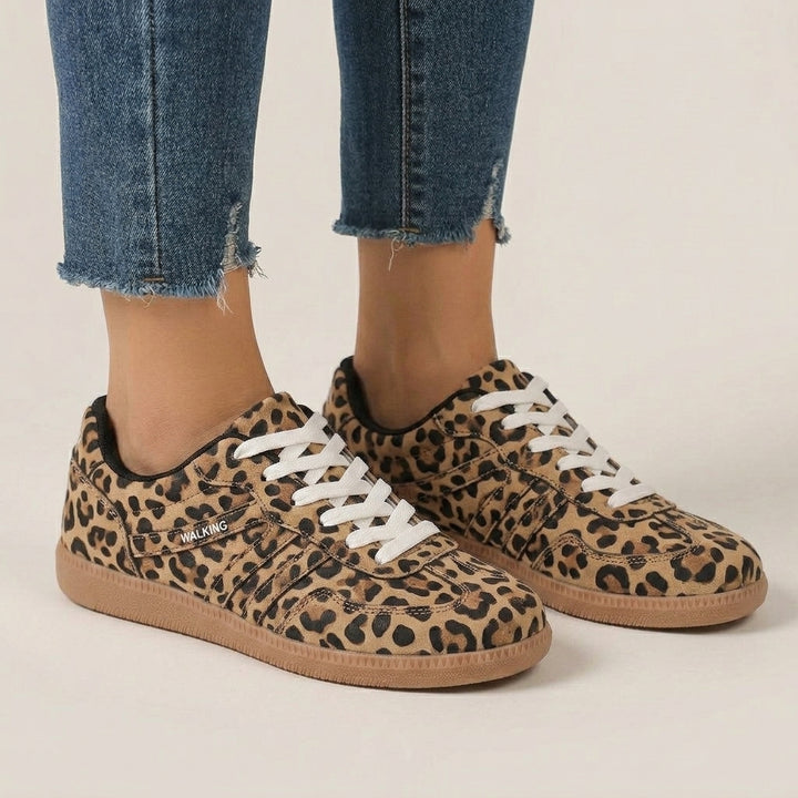 Deliza Noorwood Orthopaedic Trainers